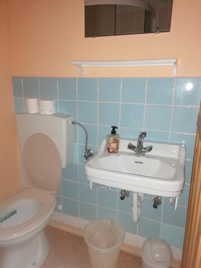 Bed and Breakfast Smucarska Koca Kotlje Exterior foto